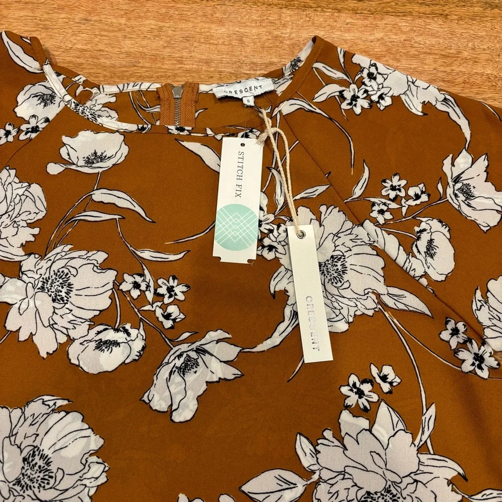 Brown, Cream and Black floral print blouse with a zipper in the back. - Picture 2 of 3